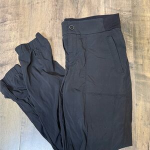 Athleta Charcoal Cropped Pants